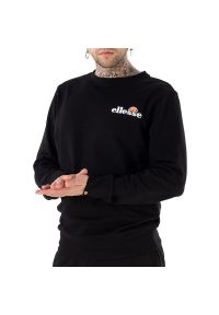 Bluza Ellesse Fierro Crew SHS08784-BLACK - czarna. Typ kołnierza: bez kaptura. Kolor: czarny. Materiał: tkanina, poliester, bawełna. Wzór: aplikacja. Styl: klasyczny