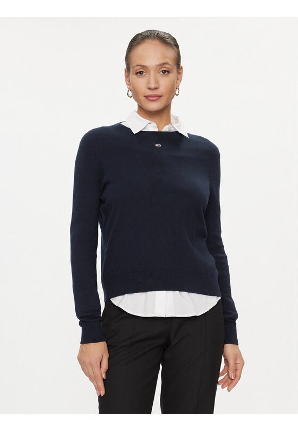 Tommy Jeans Sweter Essential DW0DW17254 Granatowy Regular Fit. Kolor: niebieski. Materiał: bawełna, wiskoza