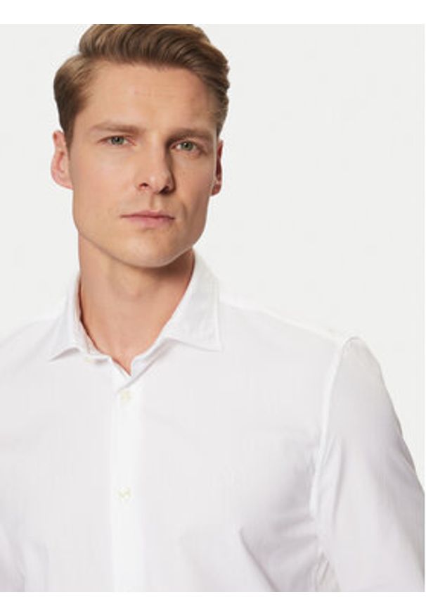 Marc O'Polo Koszula B21750442256 Biały Regular Fit. Typ kołnierza: polo. Kolor: biały. Materiał: bawełna