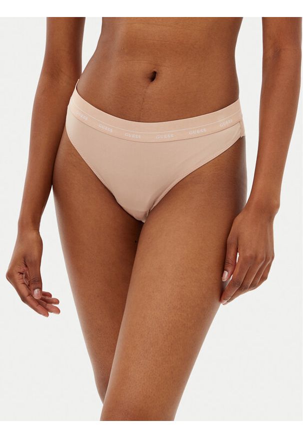 Guess Figi brazylijskie O5RE25 KCF20 Koralowy Regular Fit. Kolor: pomarańczowy. Materiał: syntetyk
