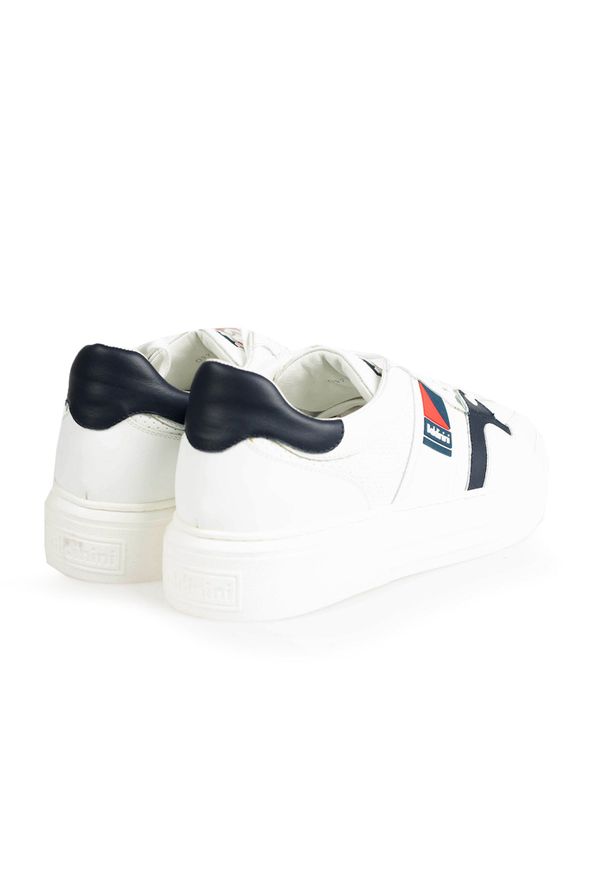 Baldinini Sneakersy | 097900XVIVI | Mężczyzna | Biały. Kolor: biały. Materiał: skóra. Wzór: aplikacja