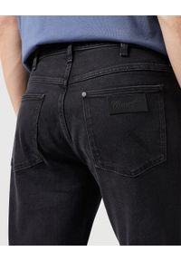 Wrangler - WRANGLER MĘSKIE SPODNIE JEANSOWE GREENSBORO FILM NOIR 112350664 W15Q016835 #4