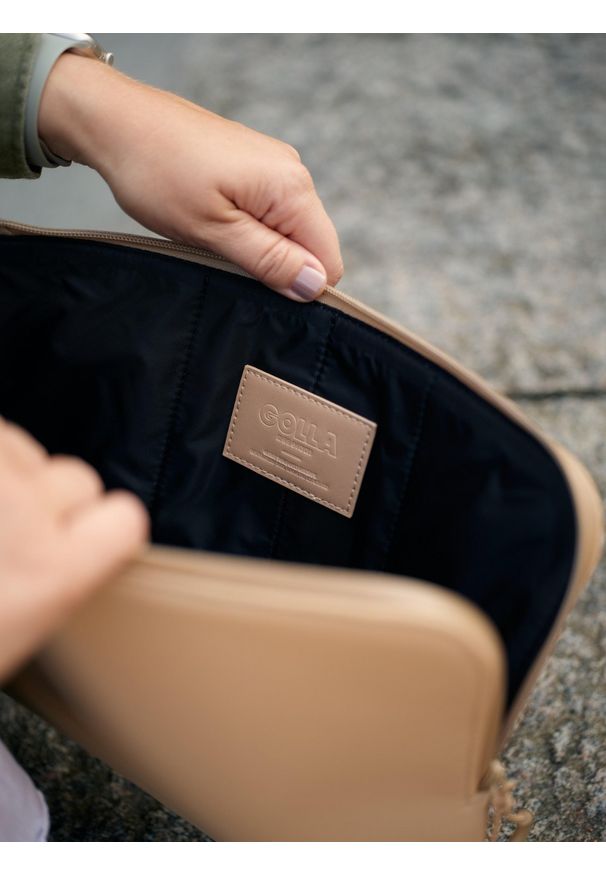 GOLLA - Etui Golla Sleeve Metro 13'' (coffee). Materiał: materiał, neopren. Styl: elegancki, casual