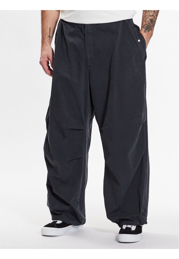 BDG Urban Outfitters Spodnie materiałowe 76522192 Czarny Baggy Fit. Kolor: czarny. Materiał: materiał, bawełna