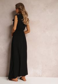 Renee - Czarna Wiskozowa Sukienka z Gumką w Pasie i Kopertowym Dekoltem Hyasine. Typ kołnierza: dekolt kopertowy. Kolor: czarny. Materiał: wiskoza. Sezon: wiosna, lato. Typ sukienki: kopertowe. Długość: maxi #4