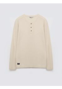 Big-Star - Bluzka męska z długim rękawem kremowa Merrts 103. Okazja: do pracy, na co dzień. Kolor: kremowy. Materiał: jeans, dzianina, skóra. Długość rękawa: długi rękaw. Długość: długie. Styl: casual #1