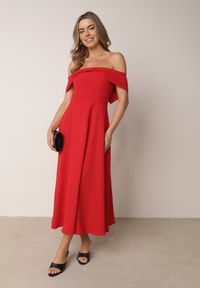 Born2be - Czerwona Koktajlowa Sukienka VICES Hiszpanka o Rozkloszowanym Kroju Diolora. Typ kołnierza: dekolt hiszpanka. Kolor: czerwony. Materiał: poliester. Typ sukienki: rozkloszowane. Styl: wizytowy #5