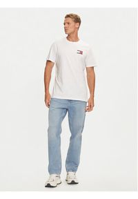 Tommy Jeans T-Shirt Essential Flag DM0DM20740 Biały Slim Fit. Kolor: biały. Materiał: bawełna