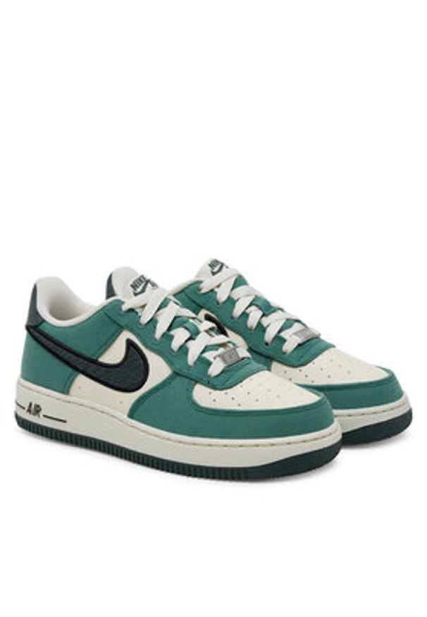 Nike Sneakersy Aire Force 1 LV 8 FN4731 100 GS Zielony. Kolor: zielony. Materiał: skóra