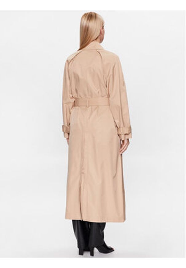 Calvin Klein Trencz K20K205498 Beżowy Regular Fit. Kolor: beżowy. Materiał: bawełna, syntetyk