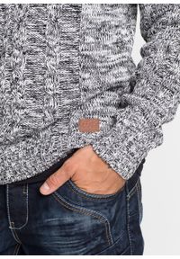 bonprix - Sweter z kapturem, z dzianiny o splocie grubych oczek, z bawełną. Typ kołnierza: kaptur. Kolor: czarny. Materiał: bawełna, dzianina. Wzór: ze splotem #3