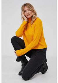 Answear Lab Sweter damski kolor żółty z półgolfem. Okazja: na co dzień. Kolor: żółty. Materiał: dzianina. Długość rękawa: raglanowy rękaw. Styl: wakacyjny