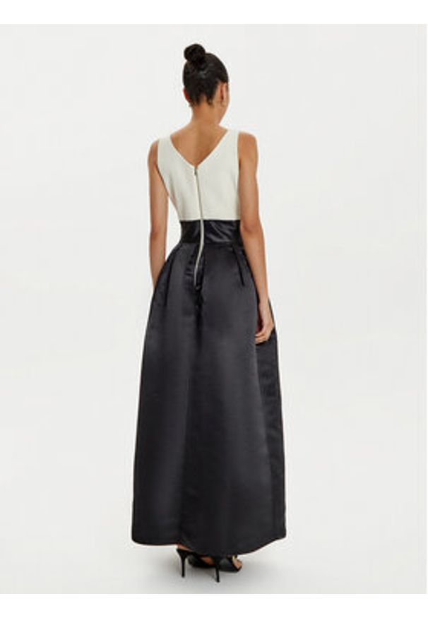 Rinascimento Sukienka wieczorowa CFC0121816003 Czarny Regular Fit. Kolor: czarny. Materiał: syntetyk. Styl: wizytowy