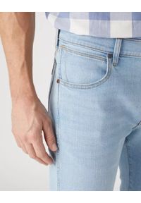 Wrangler - WRANGLER LARSTON MĘSKIE SPODNIE JEANSOWE JEANSY BLUE WAVES W18SHN42H 112328980