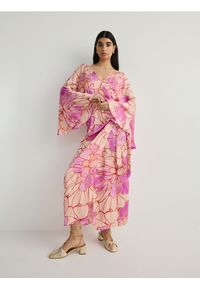 Reserved - Sukienka kimono z wiskozy - wielobarwny. Materiał: wiskoza. Długość: maxi