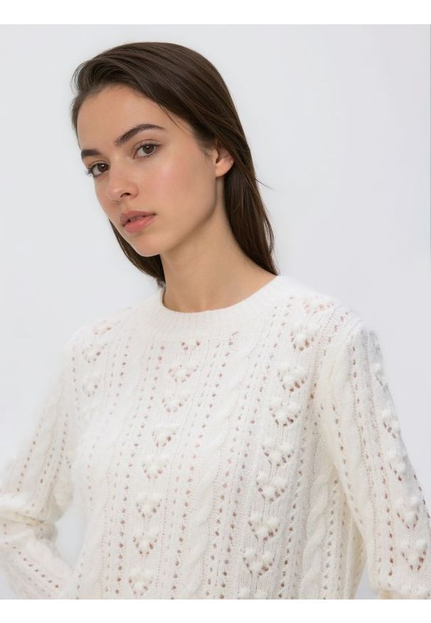 Reserved - Sweter z dodatkiem wełny - kremowy. Kolor: kremowy. Materiał: wełna