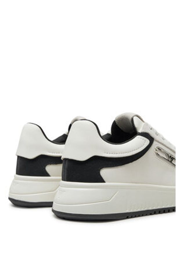 Emporio Armani Sneakersy X3X024 XR222 C679 Biały. Kolor: biały. Materiał: skóra