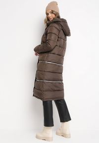 Born2be - Brązowa Pikowana Kurtka Płaszcz z Regulowaną Długością Maakana. Kolor: brązowy. Materiał: jeans. Sezon: jesień, wiosna. Styl: klasyczny, elegancki #2