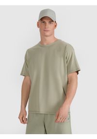 4f - 4F T-shirt oversize gładki uniseks - khaki XL. Okazja: na co dzień. Kolor: oliwkowy, brązowy, wielokolorowy. Materiał: dzianina, bawełna, jersey. Długość rękawa: krótki rękaw. Długość: krótkie. Wzór: gładki. Styl: klasyczny, sportowy, casual