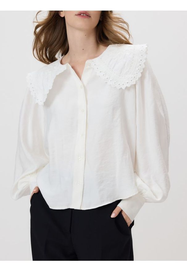 Reserved - Koszula z dekoracyjnym kołnierzem - złamana biel. Materiał: tkanina