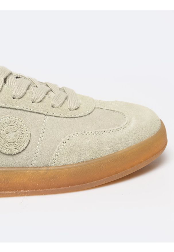 Big-Star - Sneakersy damskie ze skóry naturalnej zamszowej pistacjowe RR274848 300. Okazja: na co dzień. Kolor: zielony. Materiał: zamsz, skóra