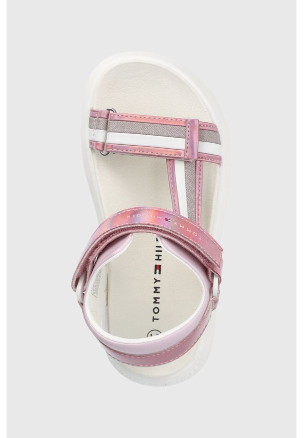 TOMMY HILFIGER - Tommy Hilfiger sandały dziecięce kolor fioletowy. Zapięcie: rzepy. Kolor: fioletowy. Materiał: guma. Obcas: na platformie