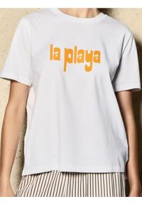 Sinsay - Bawełniana koszulka z napisem La Playa - biały. Kolor: biały. Materiał: bawełna. Wzór: napisy #1