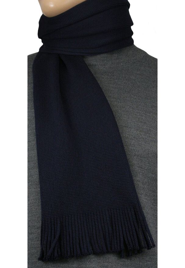 V. Fraas - Szalik Wełniany Dziergany Granatowy, Ciepły z Frędzlami -V. FRAAS. Kolor: niebieski. Materiał: dziergany, wełna. Sezon: lato, jesień, zima. Styl: klasyczny, elegancki