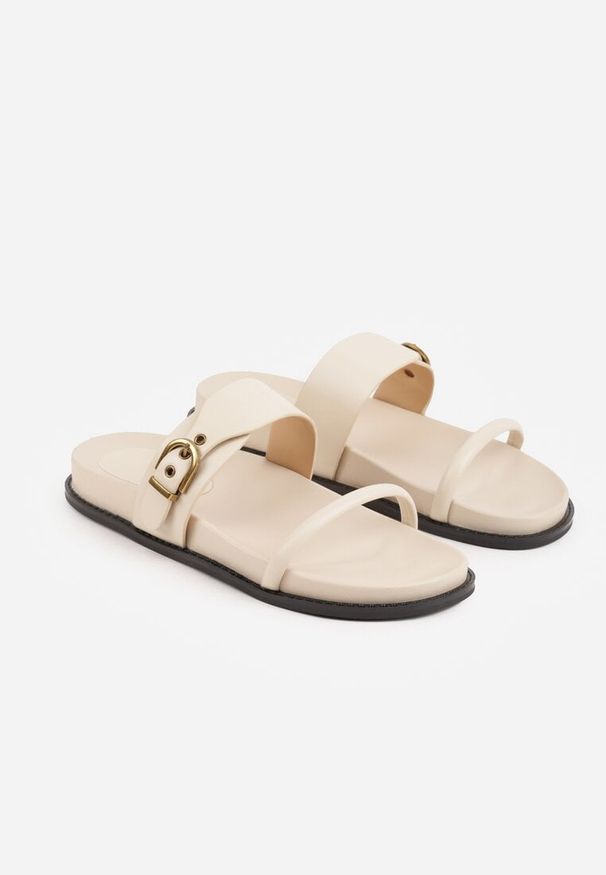 Renee - Beżowe Klapki Ozdobione Paskami i Metaliczną Klamrą Ophiusi. Okazja: na co dzień. Kolor: beżowy. Materiał: jeans. Wzór: aplikacja. Styl: casual