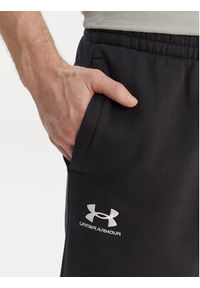 Under Armour Szorty sportowe UA Icon Fleece 1380377 Czarny Regular Fit. Kolor: czarny. Materiał: bawełna. Styl: sportowy #2
