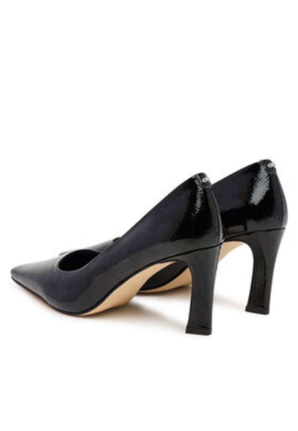 MICHAEL Michael Kors Czółenka Darrah 40F5DRMP1A Czarny. Kolor: czarny. Materiał: skóra