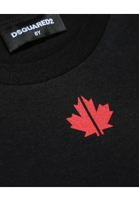 DSQUARED2 KIDS - Czarny t-shirt z bawełny 10-16 lat. Kolor: czarny. Materiał: bawełna. Długość rękawa: krótki rękaw. Wzór: nadruk, napisy. Sezon: lato. Styl: klasyczny, sportowy