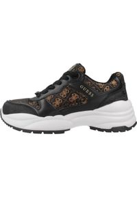 Guess - Kapcie GUESS FLFSAM FAL12 Czarny. Kolor: czarny. Materiał: syntetyk, tkanina. Styl: sportowy