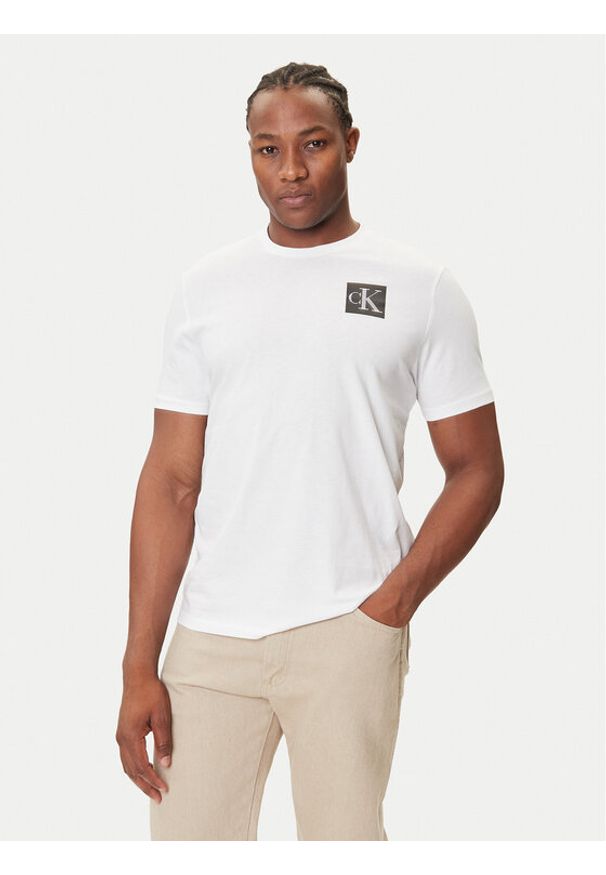 Calvin Klein Jeans T-Shirt Gradient Monogram LV04RC859G Biały Regular Fit. Kolor: biały. Materiał: bawełna. Wzór: gradientowy