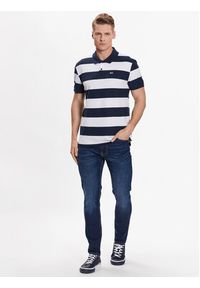 Tommy Jeans Polo DM0DM16225 Granatowy Regular Fit. Typ kołnierza: polo. Kolor: niebieski. Materiał: bawełna