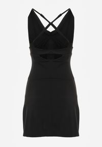 Renee - Czarna Sportowa Sukienka na Skrzyżowanych Ramiączkach Kelaphei. Kolor: czarny. Materiał: tkanina. Długość rękawa: na ramiączkach. Wzór: gładki. Typ sukienki: sportowe. Styl: sportowy #3