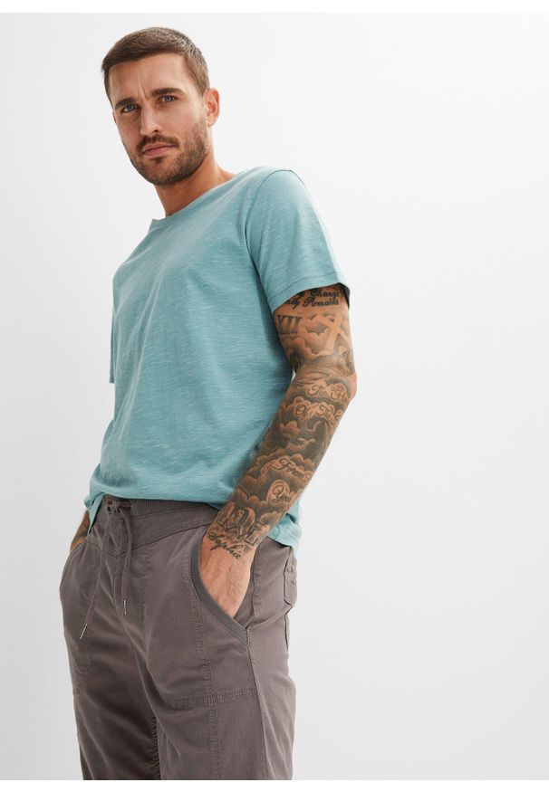 bonprix - Długie bermudy ze stretchem, w wygodnym fasonie, regular fit. Kolor: szary. Długość: długie