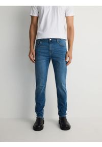 Reserved - Jeansy slim fit - niebieski. Kolor: niebieski