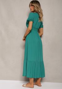 Renee - Ciemnozielona Boho Sukienka z Bawełny o Kopertowym Fasonie Rissatina. Okazja: do pracy. Typ kołnierza: dekolt w kształcie V. Kolor: zielony. Materiał: bawełna. Typ sukienki: kopertowe. Styl: boho #4