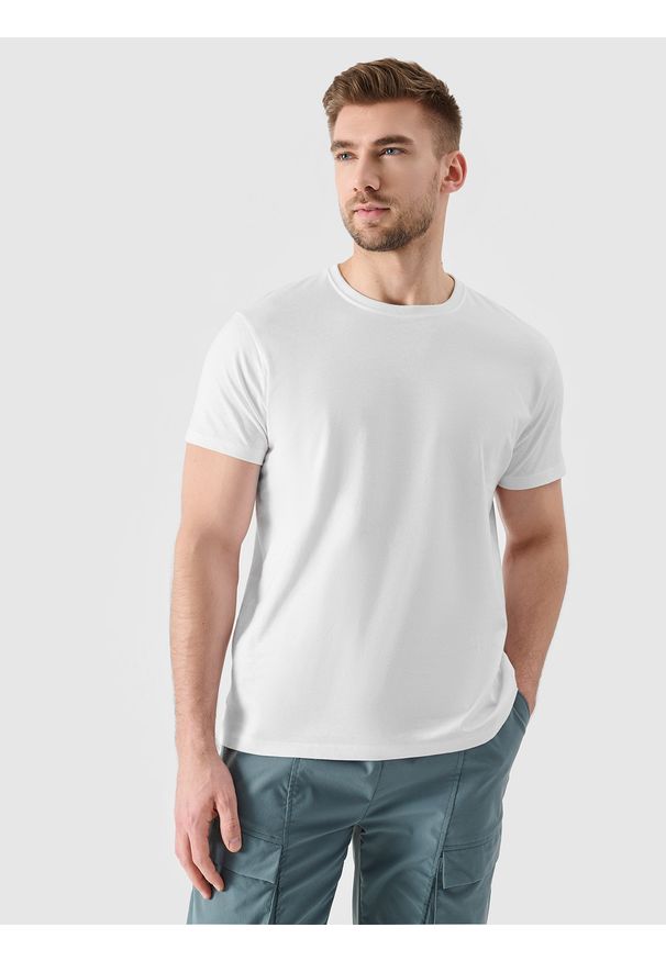 4f - 4F T-shirt regular z nadrukiem męski - biały L. Okazja: na co dzień. Kolor: biały. Materiał: bawełna, jersey, dzianina. Długość rękawa: krótki rękaw. Długość: krótkie. Wzór: nadruk. Styl: sportowy, casual, klasyczny