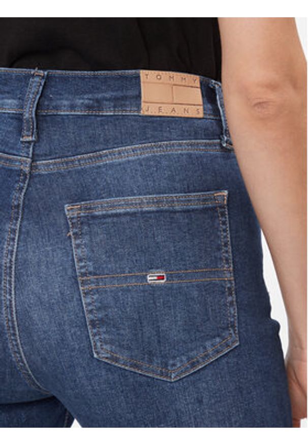 Tommy Jeans Jeansy Sylvia DW0DW17156 Niebieski Flare Fit. Kolor: niebieski
