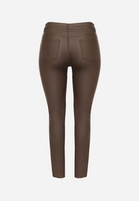 Born2be - Brązowe Spodnie Skinny Gasi. Kolekcja: plus size. Kolor: brązowy #4