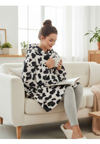 Sinsay - Bluza snuddie - biały. Kolor: biały