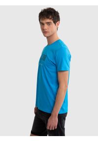 Big-Star - Koszulka męska o klasycznym kroju niebieska Bruno 401. Kolor: niebieski. Materiał: bawełna. Wzór: nadruk. Styl: klasyczny