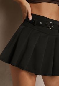 Renee - Czarne Spódnico Szorty w Stylu Preppy z Plisami Low Waist Romista. Okazja: na co dzień. Kolor: czarny. Styl: klasyczny, casual, elegancki #5