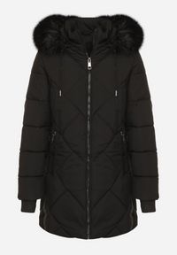 Born2be - Czarna Pikowana Kurtka z Kapturem z Futrem i Ściągaczami przy Rękawach Dacce. Okazja: na co dzień. Typ kołnierza: kaptur. Kolor: czarny. Materiał: futro. Styl: casual #2