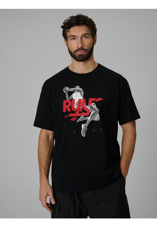 4f - 4F T-shirt loose z nadrukiem męski - czarny S. Okazja: na co dzień. Kolor: czarny. Materiał: dzianina, bawełna, materiał. Wzór: nadruk. Styl: casual