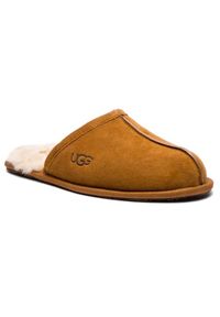 Ugg Kapcie M Scuff 1101111 Brązowy. Kolor: brązowy. Materiał: skóra