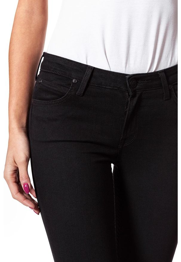 Lee - SPODNIE DAMSKIE LEE SCARLETT CROPPED BLACK RINSE L30CAE47 112106320. Wzór: aplikacja