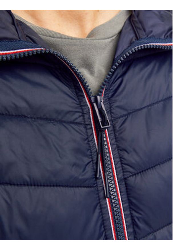 Jack & Jones Kurtka zimowa Sprint 12258441 Granatowy Regular Fit. Kolor: niebieski. Materiał: syntetyk. Sezon: zima